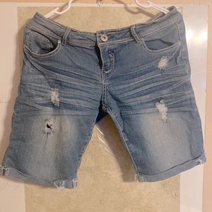 Rue21 distressed denim Bermuda shorts